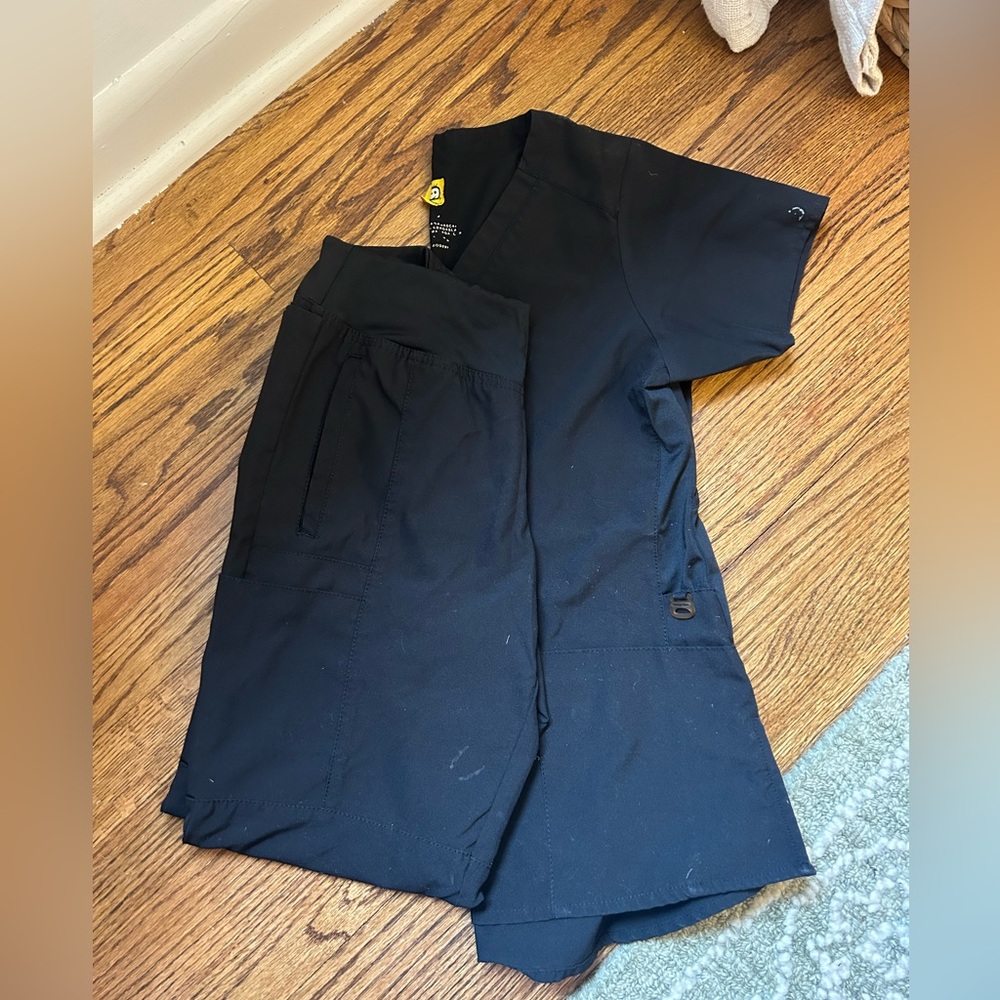 Wonder Wink XS Petite Black Jogger scrubs